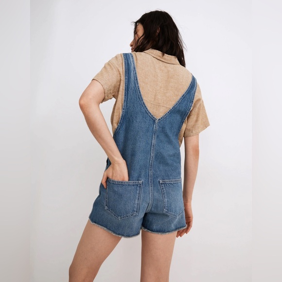 Madewell Adirondack Short Overalls in Wrightwood Wash - Picture 3 of 8